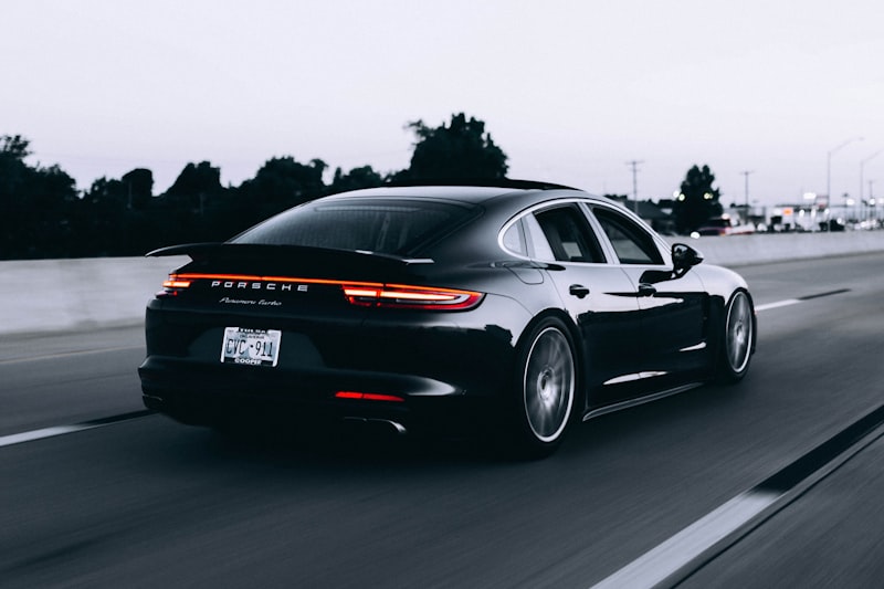 Porsche Ownership in Florida: What Every Cayenne, 911, and Macan Owner Should Know